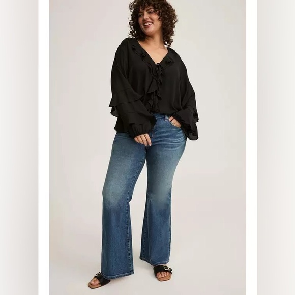 Tie-Front Ruffle Top - Picture 4 of 6